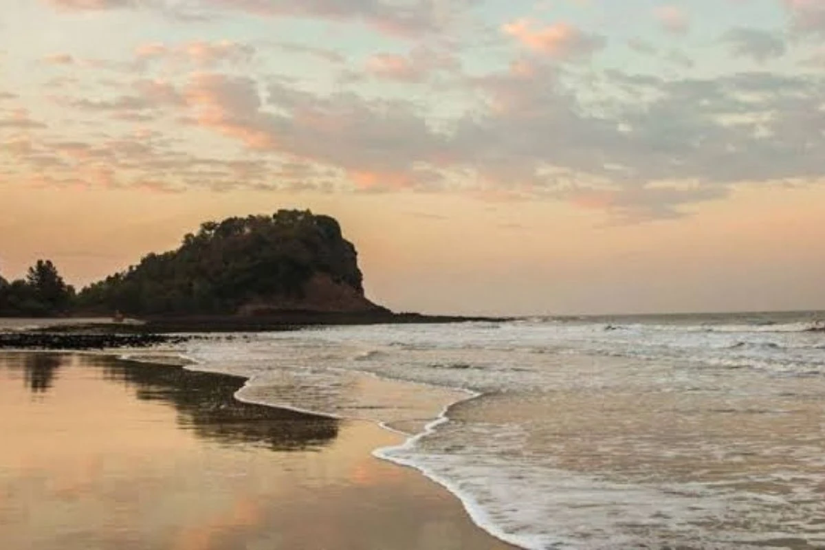 Alibaug & Kashid Beach